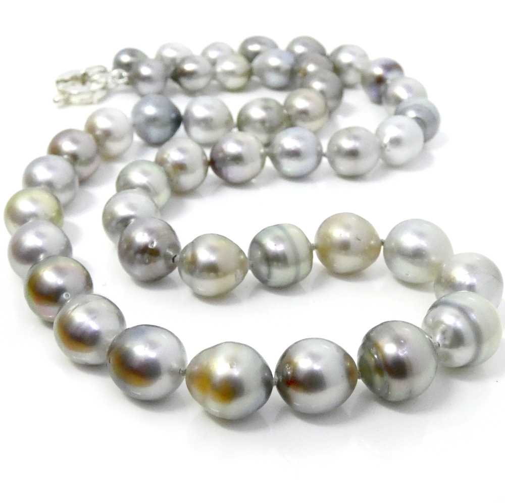 Very Pale Pastel Tahitian Pearls Necklace